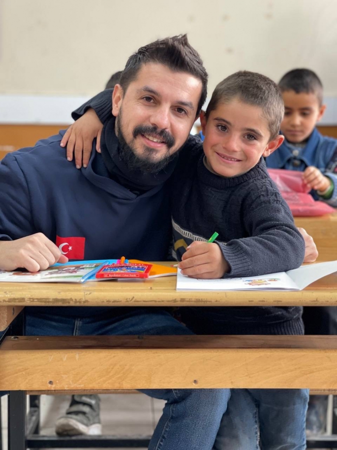 Ağrılı miniklerin yüzü Mutluluğun Adresi’nde güldü