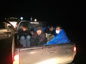 Ardahan’da 22 düzensiz göçmen yakalandı