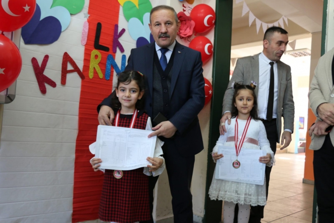 Aşkale'de karne heyecanı