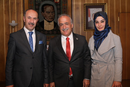 Atatürk Üniversitesi iki protokole birden imza attı