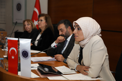 Atatürk Üniversitesi’nde “Siyasette Kadın Paneli”