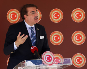 Aydemir: ‘Erzurumlu olmak bize bahtiyarlık veriyor’