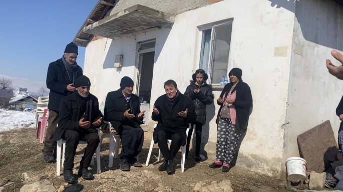 Aydemir, Malatya’da depremzedelerin acılarını paylaştı 