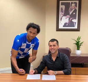 BB Erzurumspor’un yeni transferi Arturo Mina’nın koronavirüs testi pozitif çıktı