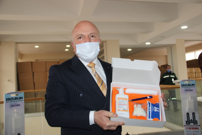 Büyükşehir Belediye Başkanı Mehmet Sekmen yeni hijyen setini tanıttı 