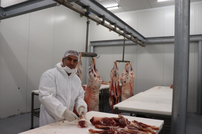 Cağ kebap fabrikası seri üretim yapıyor 