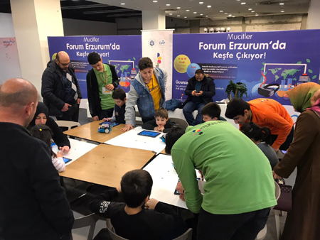 Dünya Mucit Çocuklar Günü’nde minik mucitler Forum Erzurum’da buluştu