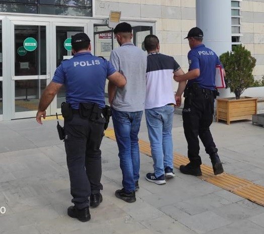 Elazığ'da kamyonet çalan şüpheli tutuklandı