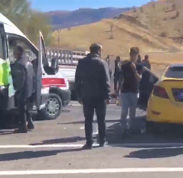 Elazığ’da trafik kazası: 2 yaralı
