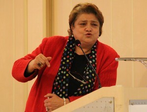 ER-KADIN depremzedelere yardım malzemesi gönderdi