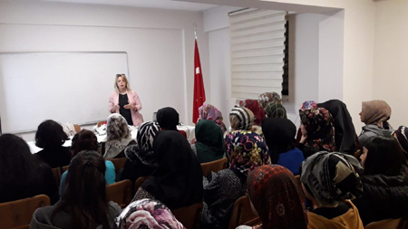 Erzurum’da ‘Finansal Okuryazarlık’ semineri