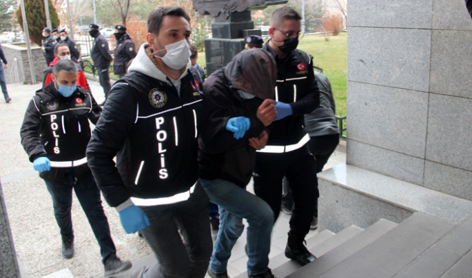 Erzurum’da uyuşturucu taciri 12 şahıs adliyeye sevk edildi