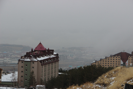 Erzurum güne sis ile uyandı