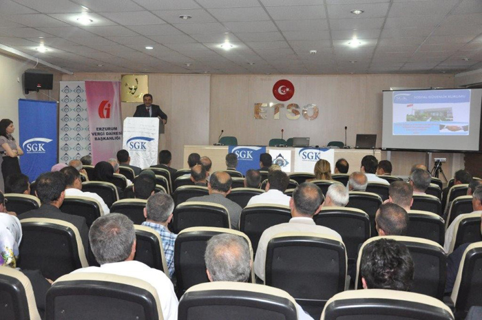 Erzurum Sosyal Güvenlik İl Müdürlüğü’nden yapılandırma semineri