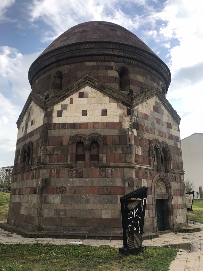 ERZURUM'UN SİMGELERİ İÇLER ACISI HALDE
