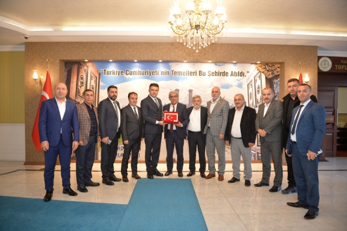 Erzurum Valisi Memiş, “Erzurum’da birkaç yıl içinde işsizlik sorunu kalmadığını göreceksiniz” 