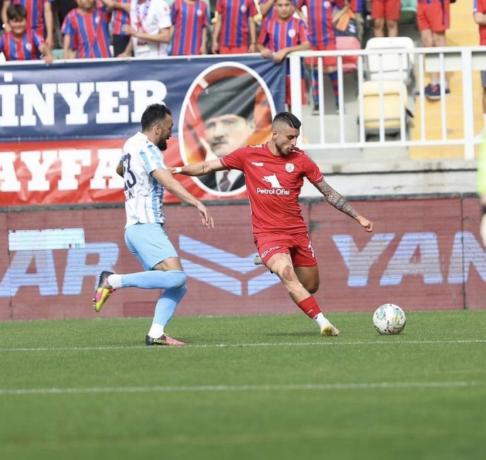 ERZURUMSPOR ALTIN DEĞERİNDE 3 PUAN ALDI