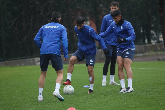 ERZURUMSPOR BUGÜN EYÜPSPOR İLE KARŞI KARŞIYA GELECEK
