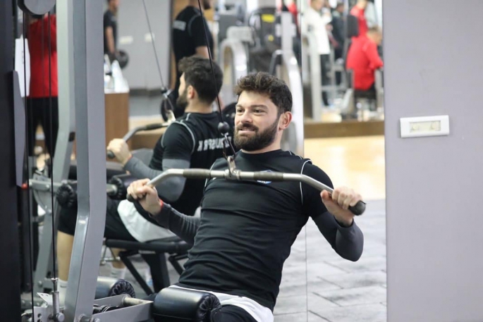 ERZURUMSPOR’DA YÜZLER GÜLÜYOR
