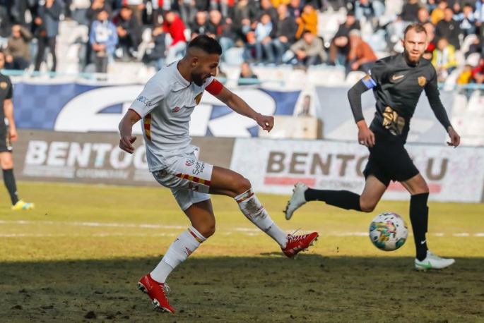 ERZURUMSPOR EVİNDE KAYIPLARI OYNUYOR
