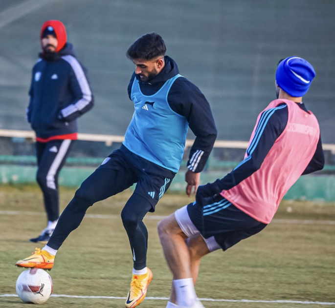 ERZURUMSPOR GÜÇ DEPOLUYOR
