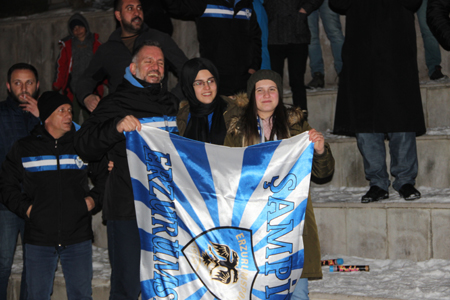 Erzurumspor’un 52. kuruluş yıldönümü meşalelerle kutlandı