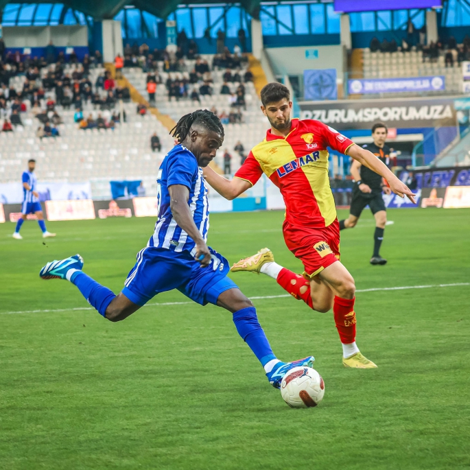 ERZURUMSPOR ZOR MAÇTAN 3 PUANLA AYRILDI