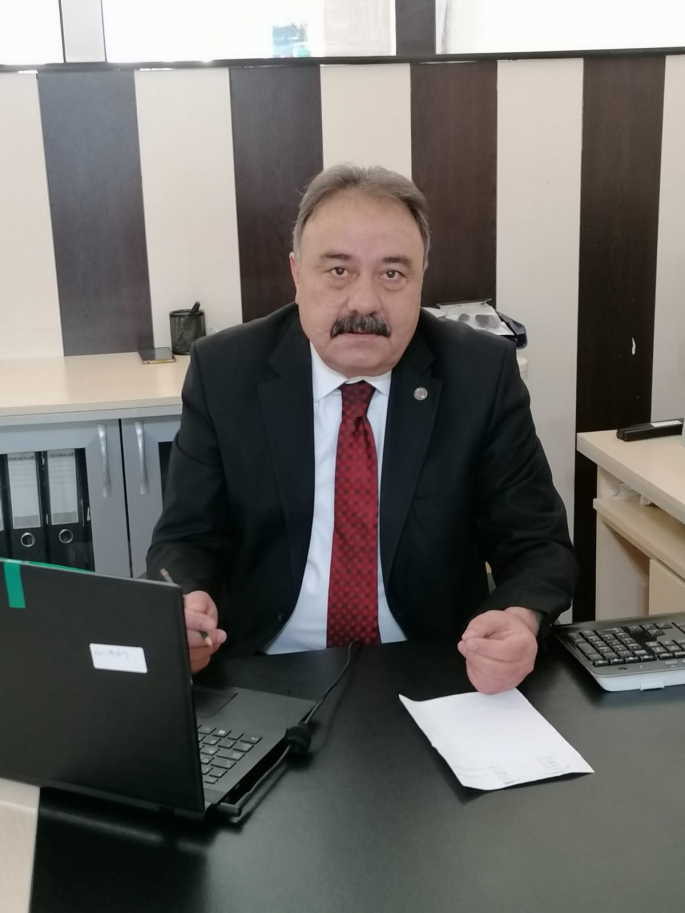 ESNAFIN DERDİYLE DERTLENEN BAŞKAN