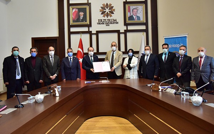 ETÜ ile Tez-Koop-İş Sendikası arasında toplu iş sözleşmesi imzalandı