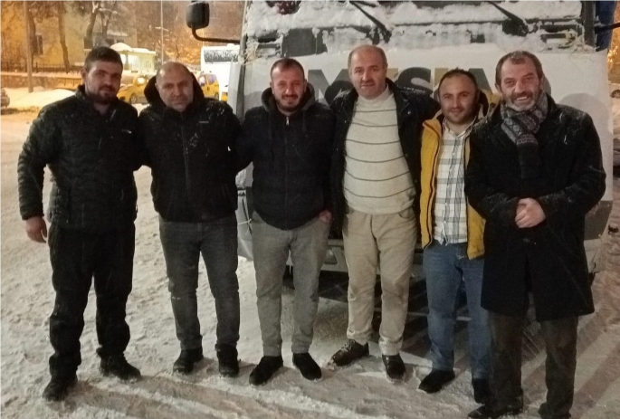 GECELERİNİ GÜNDÜZLERİNE KATIYORLAR