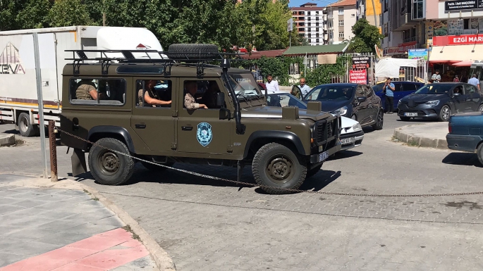 Hastane içinde silahlı kavga: 1’i ağır 2 yaralı 