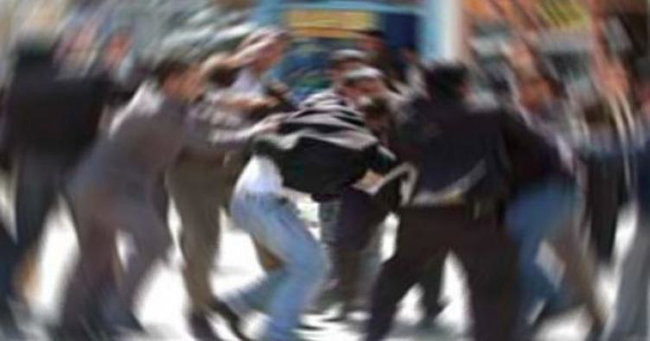 Hınıs ve Palandöken ilçelerinde kavga: 15 yaralı