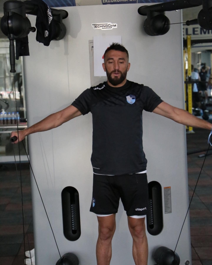 İLK RAKİP PENDİKSPOR