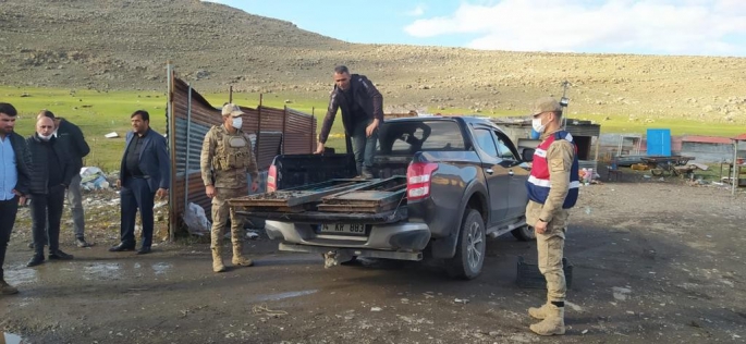 Kars’ta sulama kanallarının kapaklarını çalan hırsızlar yakalandı