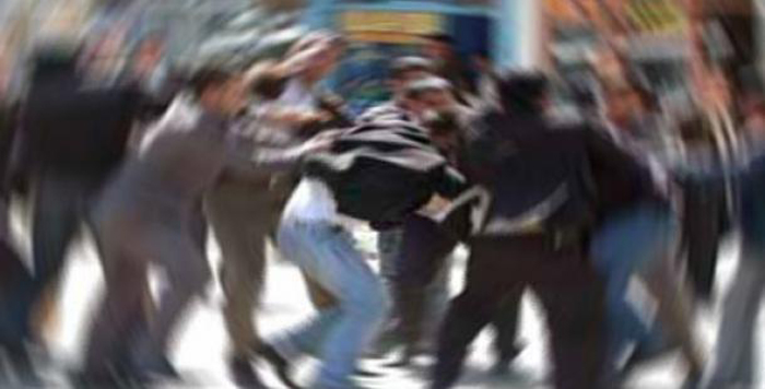 Kebapçıda hesap kavgası kanlı bitti: 2 yaralı