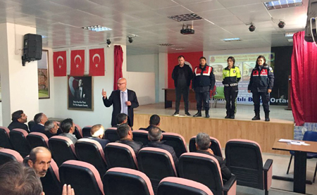 Köprüköy’de sürücülere eğitim semineri verildi