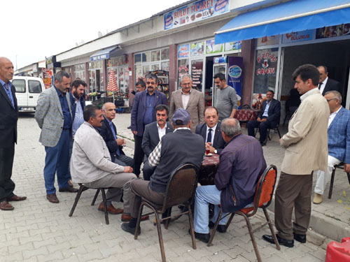 MHP İl Başkanı Karataş, Ilıca’da yeni çarşı esnafını ziyaret etti