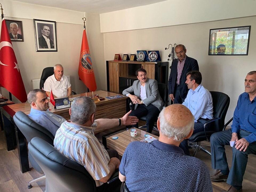 Milletvekili Aydemir’den emekliler derneğine ziyaret