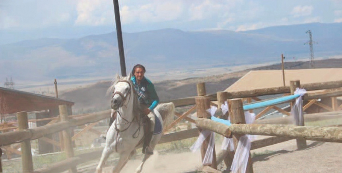 MUHTEŞEM GÖSTERİ