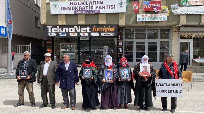Muş’ta evlat nöbeti tutan aile sayısı 31’e yükseldi