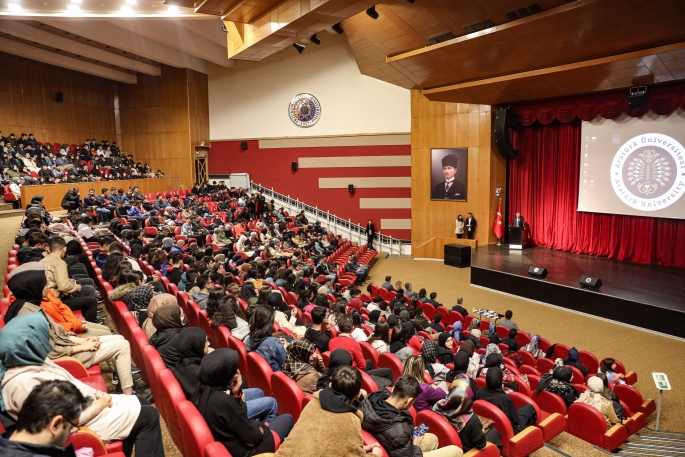 Öğrenci dekanlığı “kentle bütünleşen üniversite” etkinliklerine başladı 