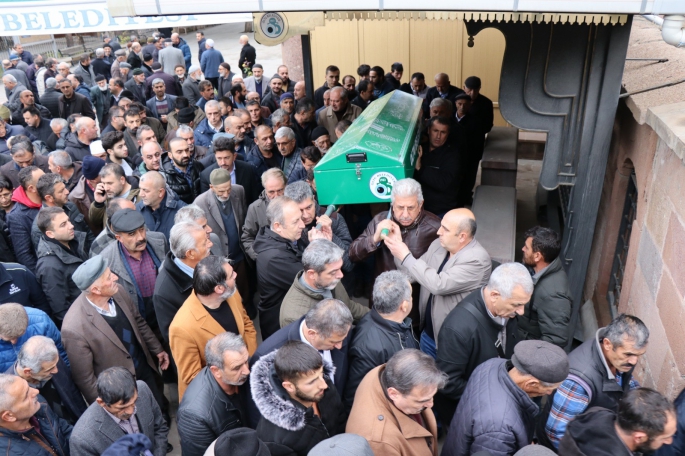 Oltu Necmi ustasını kaybetti 