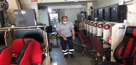 Önce çocuklar koştu!