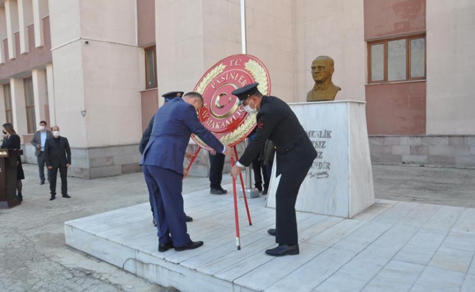 Pasinler'de Gazi Mustafa Kemal Atatürk anıldı