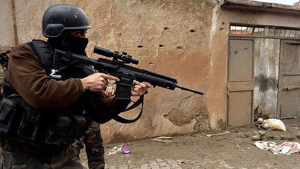 PKK’nın sözde Şenkaya sorumlusu öldürüldü