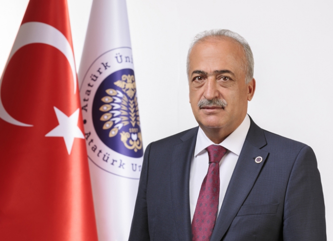 Rektör Çomaklı’dan 24 Kasım Öğretmenler Günü mesajı