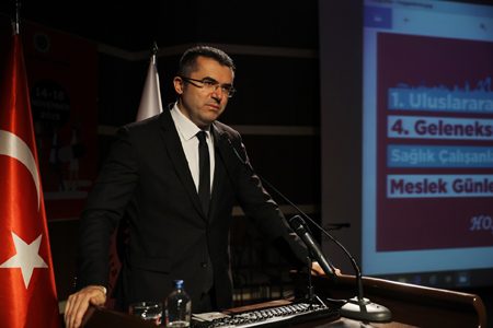 Sağlık çalışanları Atatürk Üniversitesi’nde buluştu
