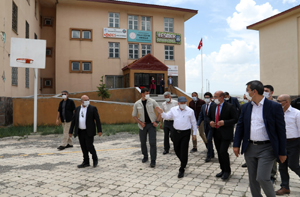 Sekmen: “Kent merkezimiz gibi ilçelerimiz de sürekli gelişiyor”