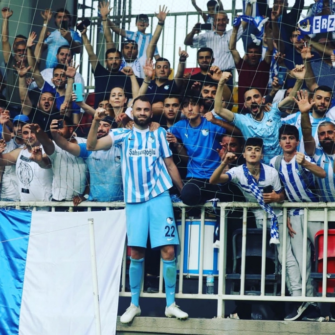 TARAFTARLARIN YÜZÜ GÜLÜYOR