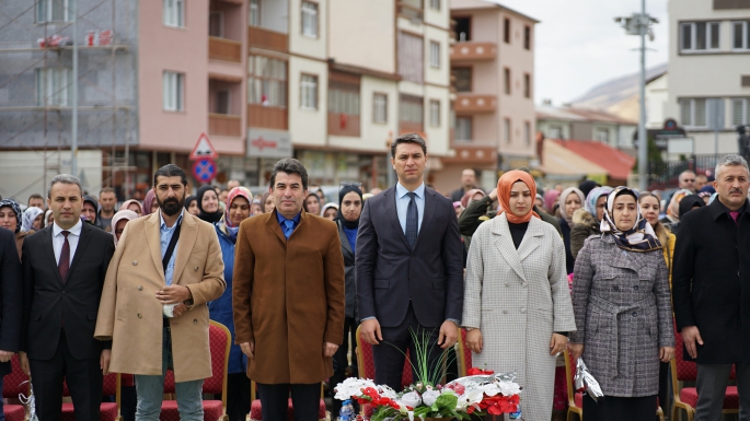 Tarih Yazan Çocuklar, İspir’de